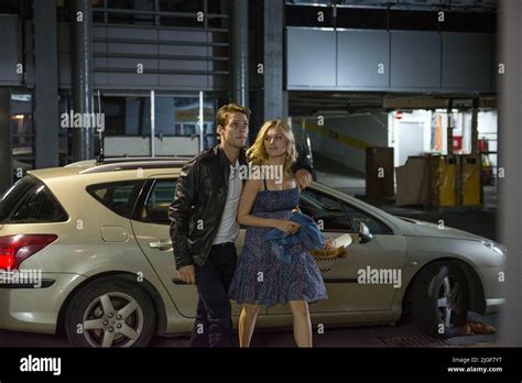 LUKE BRACEY, ELIZA TAYLOR, THE NOVEMBER MAN, 2014 Stock Photo - Alamy