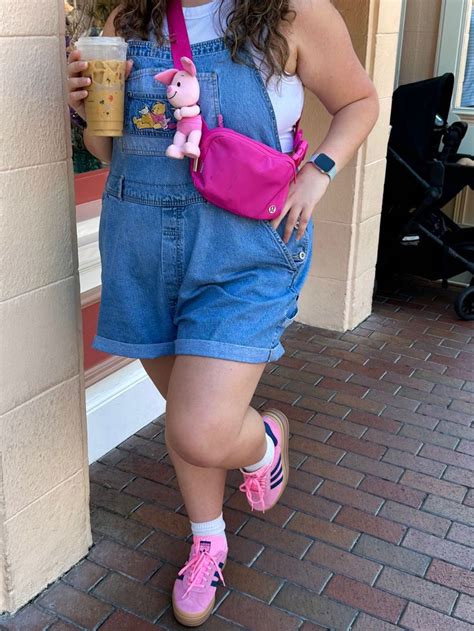 Disney Outfit Inspo: Winnie the Pooh Vintage Overalls