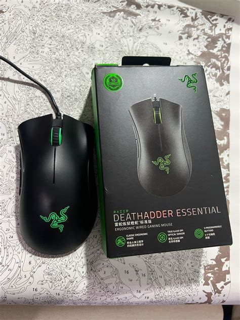 Razer deathadder-essential like new, Computers & Tech, Parts ...