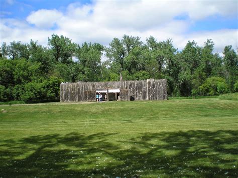 The Road Genealogist: Fort Mandan, North Dakota