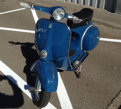 Vespa Sprint Lackierung RAL 5001 Gruenblau | Vespa | Pinterest | Blue ...