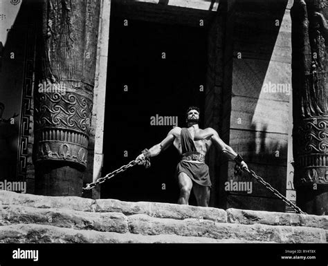 STEVE REEVES, LABORS OF HERCULES, 1958 Stock Photo - Alamy