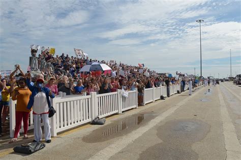 USS Harry S. Truman Returns Home from 9-Month Deployment > Commander, U ...