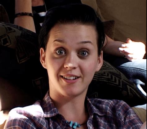 10 Images Of Hollywood Actress Katy Perry Without Makeup