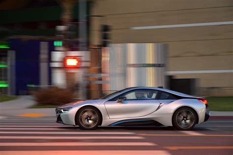 BMW i8 Final Specs Revealed, Deliveries to Start in June - autoevolution