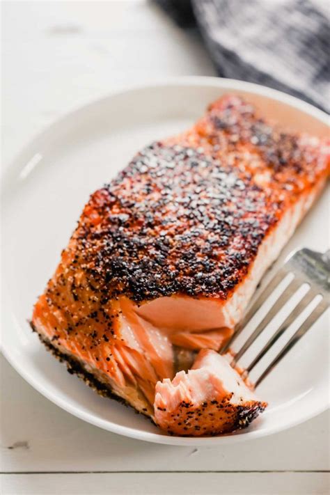 How to Pan Sear Salmon Perfectly | Recipe | Salmon recipes, Seared ...