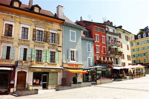 Evians les Bains and its mineral water - Francecomfort Holiday parks