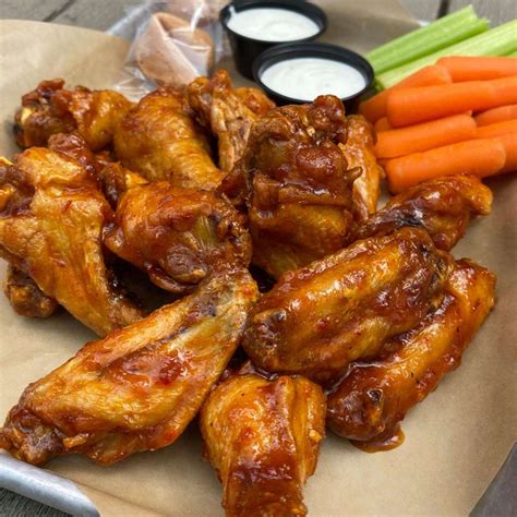 8 Best Sauces & Flavors at Buffalo Wild Wings, Ranked - UrbanMatter