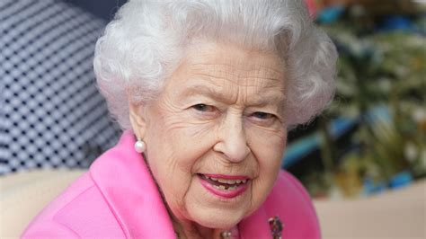 Former top aide of Queen Elizabeth II to lead group planning 'fitting tribute to her legacy of ...