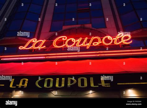 La coupole paris hi-res stock photography and images - Alamy