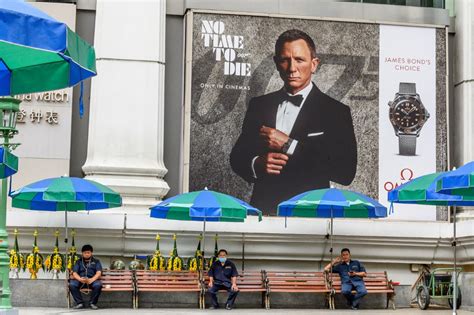 James Bond movie 'No Time To Die' finally gets London premiere ...