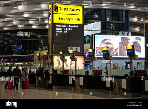 check in desks bag drops and departures security London Heathrow ...