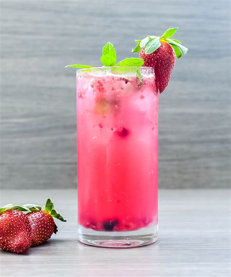 The Pink Strawberry Mojito Recipe | VinePair