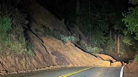 Closure on Highway 152 after a Large mudslide