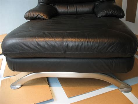 Leather Chaise #2 | -Black genuine leather -Made by Nicolett… | Flickr