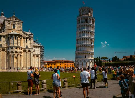 45+ Famous Italy Landmarks and What Makes Them So Special - Adventures ...