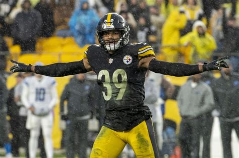 Steelers make Minkah Fitzpatrick highest-paid safety in league history - UPI.com