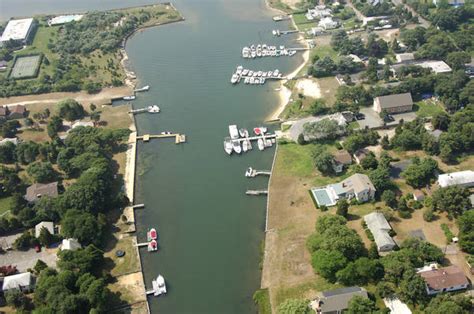 Hampton Bays Yacht Club in Hampton Bays, NY, United States - Marina ...