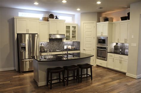 How to Match Kitchen Cabinet Countertops and Flooring Combinations - EasyHomeTips.org