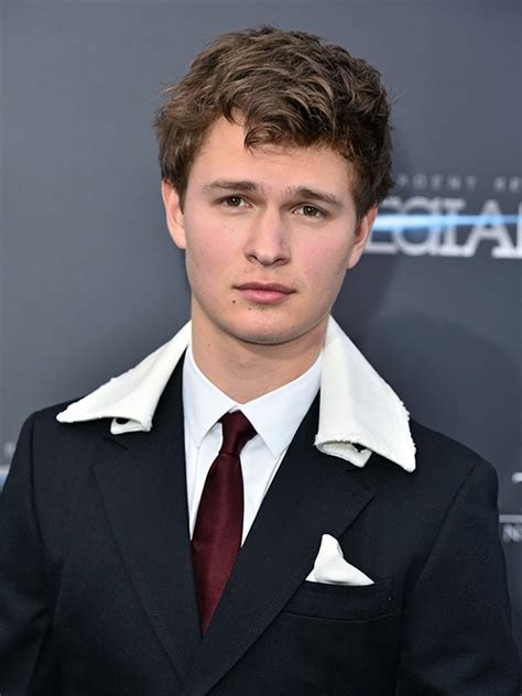 No, Ansel Elgort Did Not Wear a Towel to 'The Divergent Series: Allegiant' Premiere | American ...