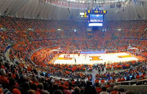 Illinois Fighting Illini Basketball Tickets - StubHub