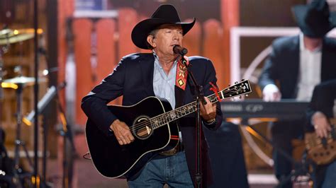 George Strait sets Las Vegas return in August at T-Mobile Arena