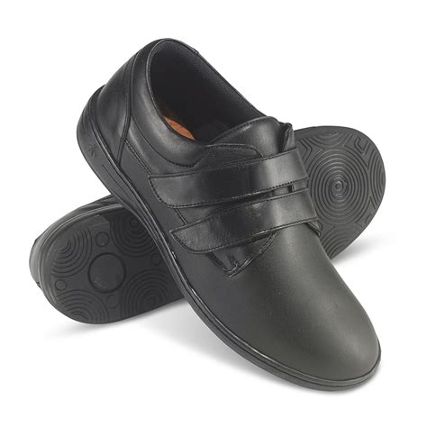 The Adjustable Stretch Neuropathy Shoes (Women's) - Hammacher Schlemmer