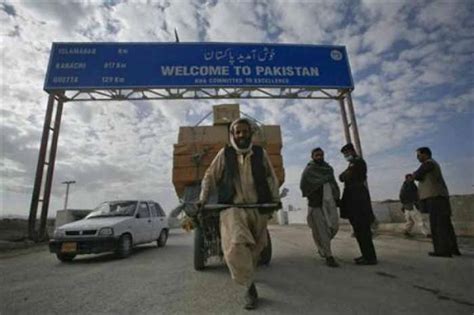 Pakistan border crossings | Caravanistan