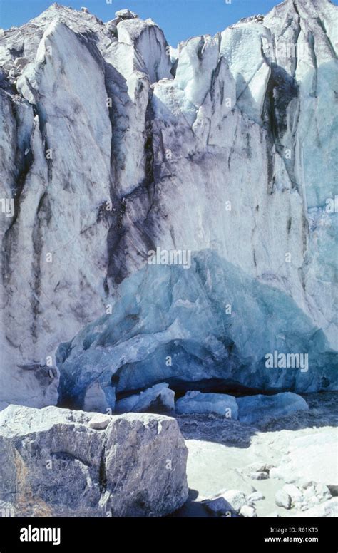 Gomukh Glacier - mouth of Ganga at Uttar Pradesh, India Stock Photo - Alamy