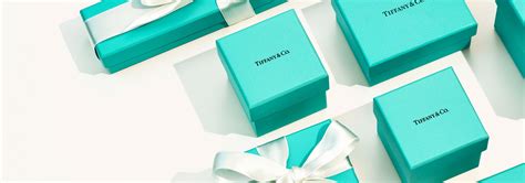 Luxury Gifts for Anniversaries & Holidays | Tiffany & Co.