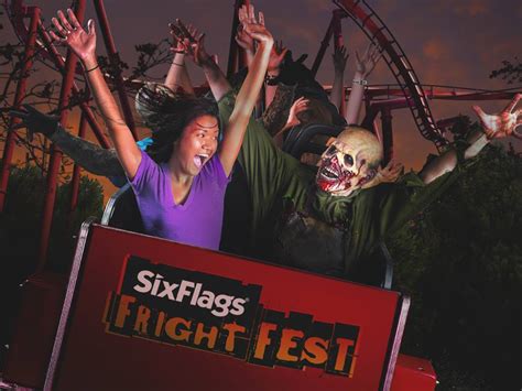 A Scaredy Cat's Guide To Six Flags: Fright Fest. | The Odyssey Online