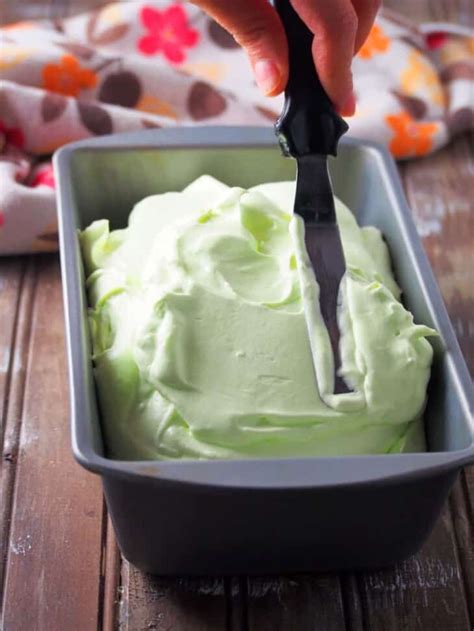 No-Churn Buko Pandan Ice Cream - Kawaling PInoy