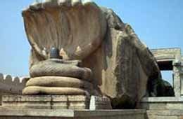 Tour to Lepakshi, Lepakshi Tourist Attractions, Tourist Attractions of ...