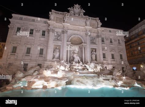 Rome, Trevi fountain at night Stock Photo - Alamy