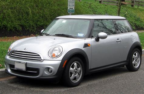 File:2011-2012 Mini Cooper -- 03-21-2012.JPG - Wikipedia, the free ...