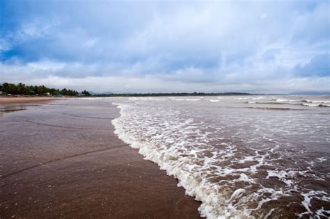 10 Top Beaches on Maharashtra's Konkan Coast