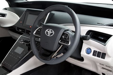 Mirai Interior (2015 - 2021) - Toyota Media Site