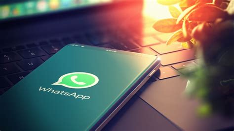 WhatsApp malfunction on April 3rd, 2024: Over 100,000 users report outages - serious problems ...