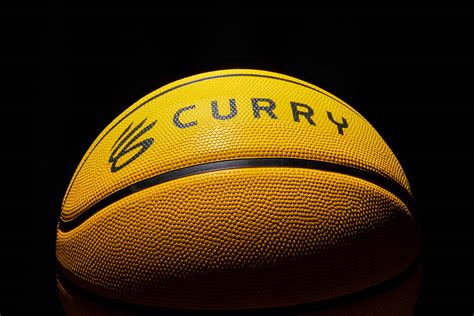 Stephen Curry 再創里程碑 / 聯手 UA 推 Curry Brand 想做的不只是球鞋品牌 - KENLU.net