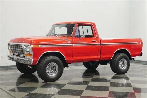 Classic vintage Ford pickup short bed 4x4 for sale in %xfields_item ...