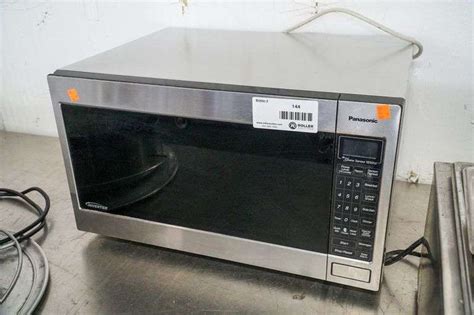 Panasonic Inverter Microwave, 1250 Watt - Roller Auctions