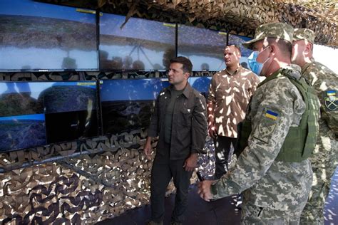 Zelensky watches military exercises in Mykolaiv region