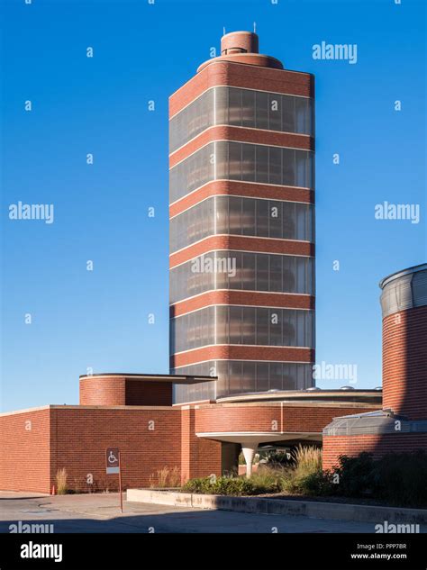 Johnson wax building hi-res stock photography and images - Alamy