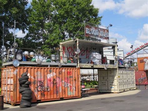 The Daytime Details of Halloween at Carowinds - Coaster101