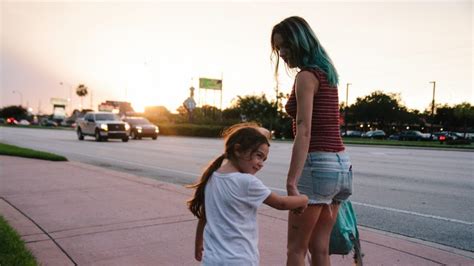 The Florida Project Review - Movie Reviews, Game Reviews & More · /comment