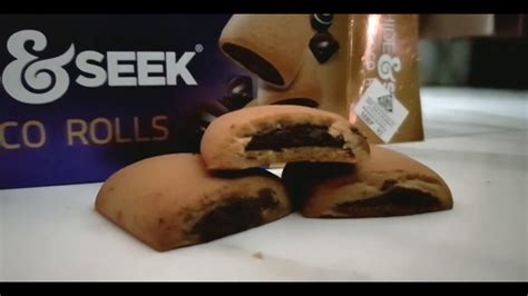 HIDE & SEEK CHOCOLATE ROLLS OPENING||REVIEWING HIDE N SEEK CHOCO ROLLS FOR THE FIRST TIME! - YouTube