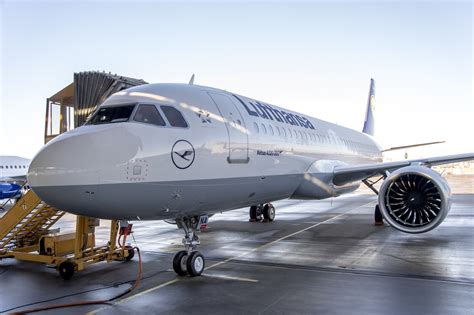 Airbus delivers first A320neo to launch customer Lufthansa – Bangalore Aviation