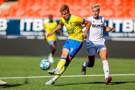 SC Cambuur komt moeizaam tot scoren maar wint wel van Telstar - SC Cambuur