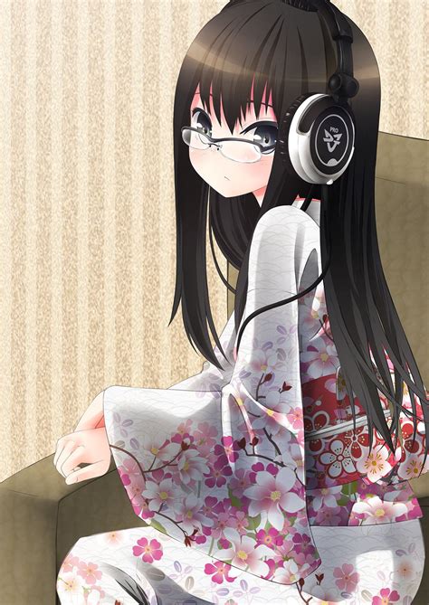 Anime Girl With Black Hair And Headphones