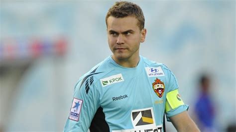 Akinfeev facing six months out with knee injury | UEFA EURO 2012 | UEFA.com